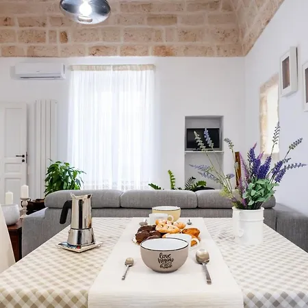 Guesthost - Sogno Ostunese Terrace Ferienhaus *