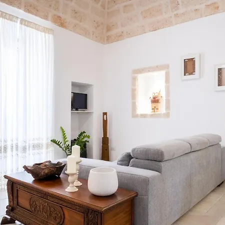 Ferienhaus Guesthost - Sogno Ostunese Terrace Ostuni